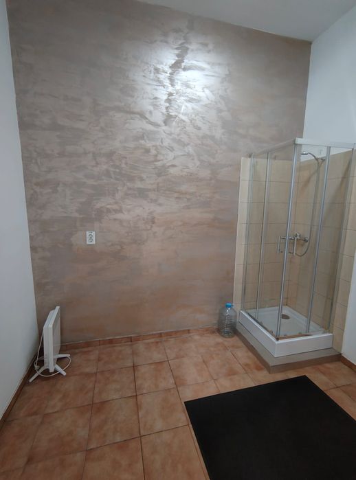 Inchiriez spatiu comercial