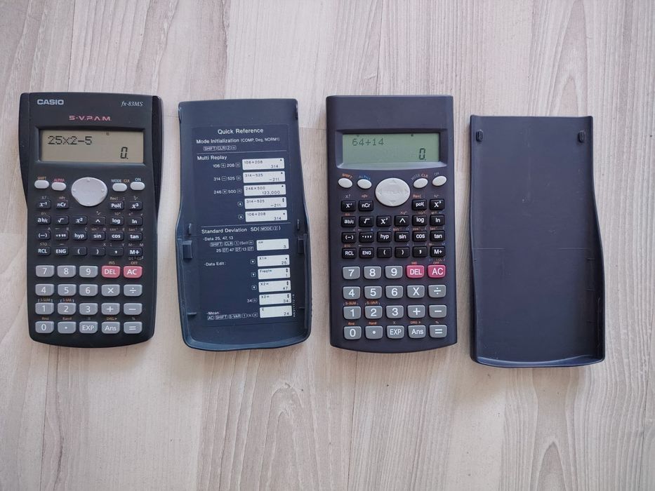 2x Calculatoare științifice Casio fx-83MS funcționale + capace