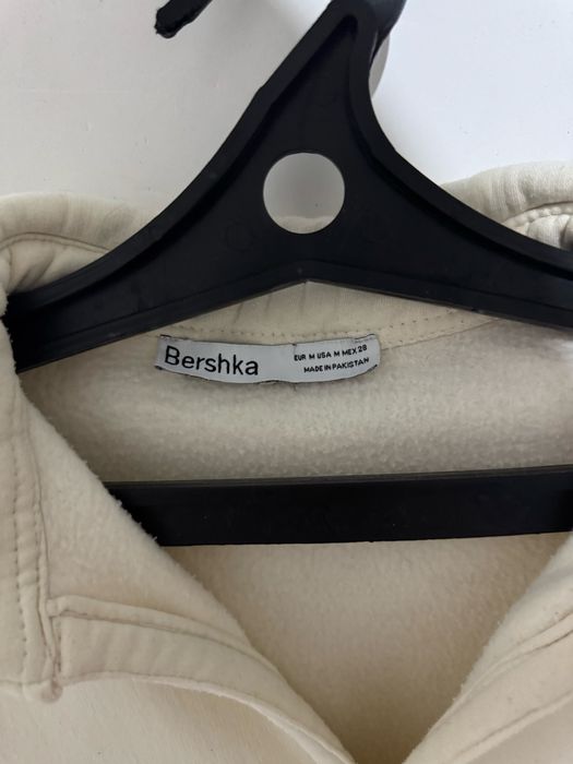 Bershka теплая кофточка