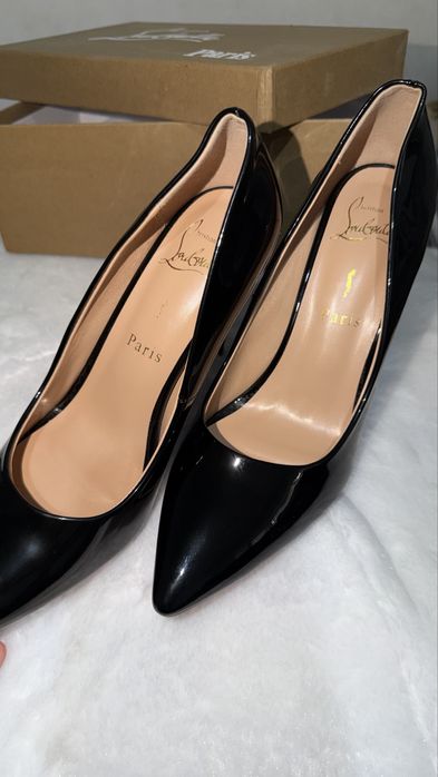 Женская одежда (туфли,платье)