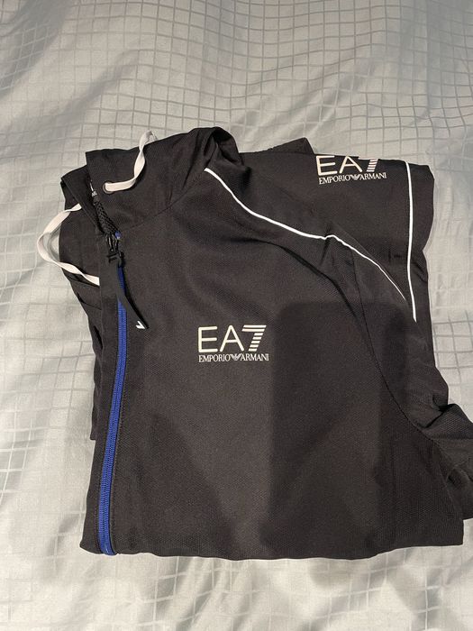 Trening Armani negru EA7 Ventus nou original!!!