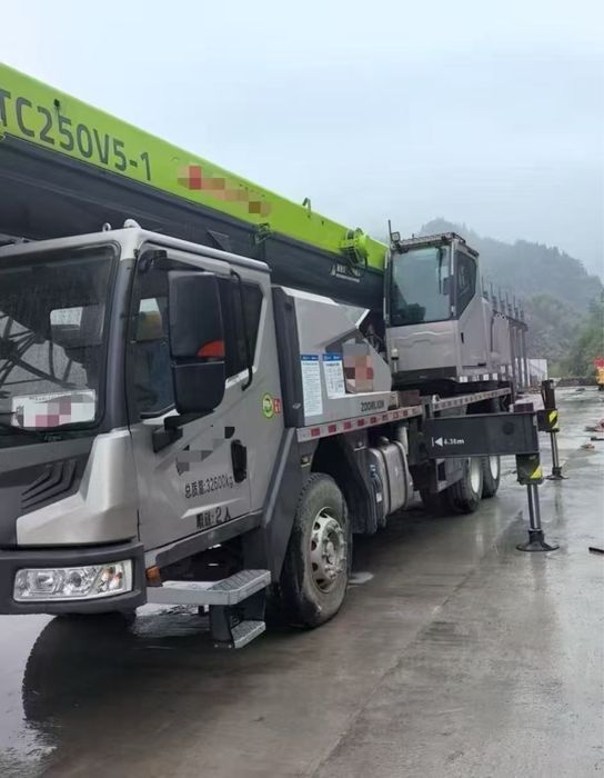 Автокран Zoomlion 25 tonna