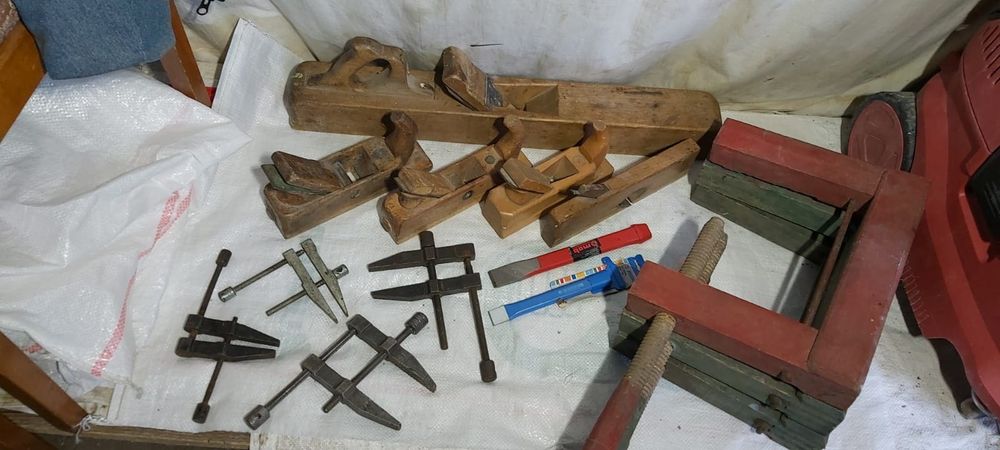 Set dălți sculptură tâmplărie menghina