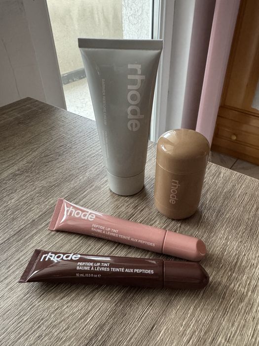 Оригинална козметика на rhode