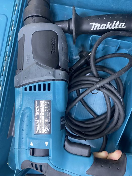 Перфоратор Makita HR2460(TM79)