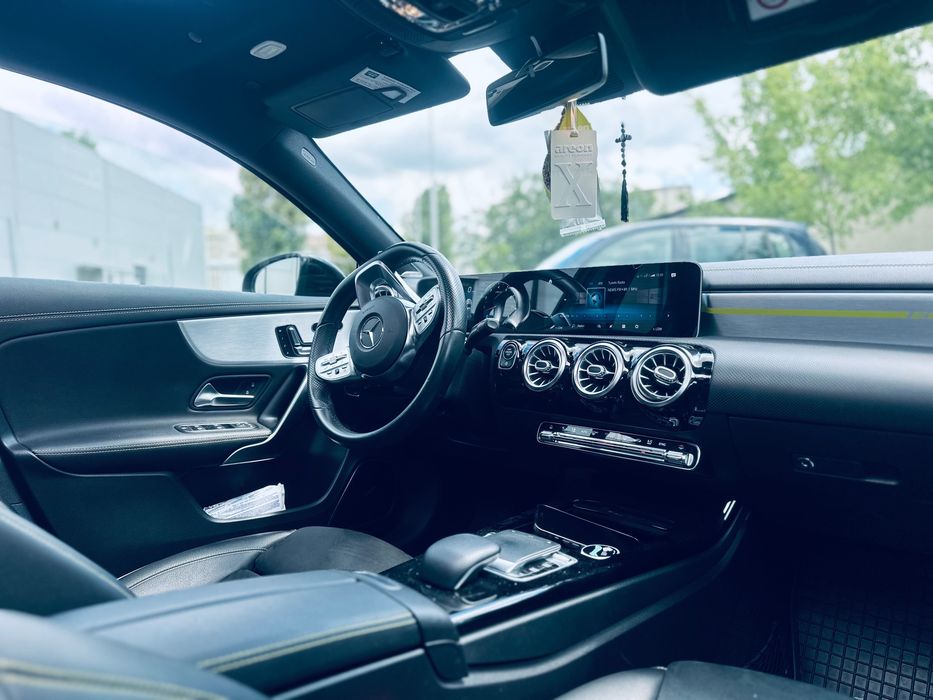 MERCEDES-BENZ A-Class 2019 — imagine 3