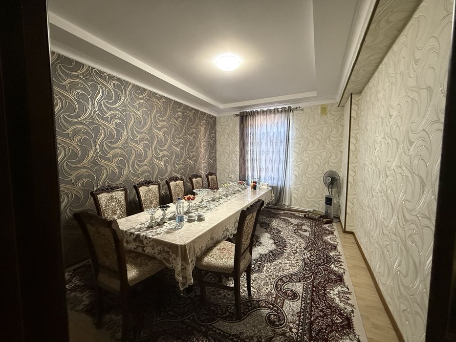 Продам 5 комнатную квартиру