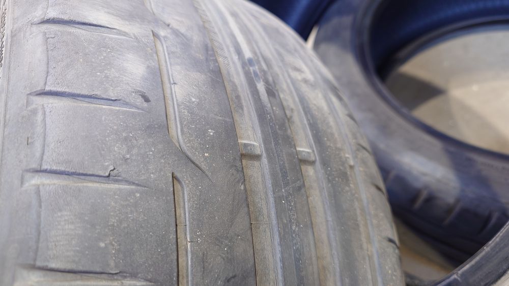 Anvelope vara Dunlop Sport Maxx RT r17