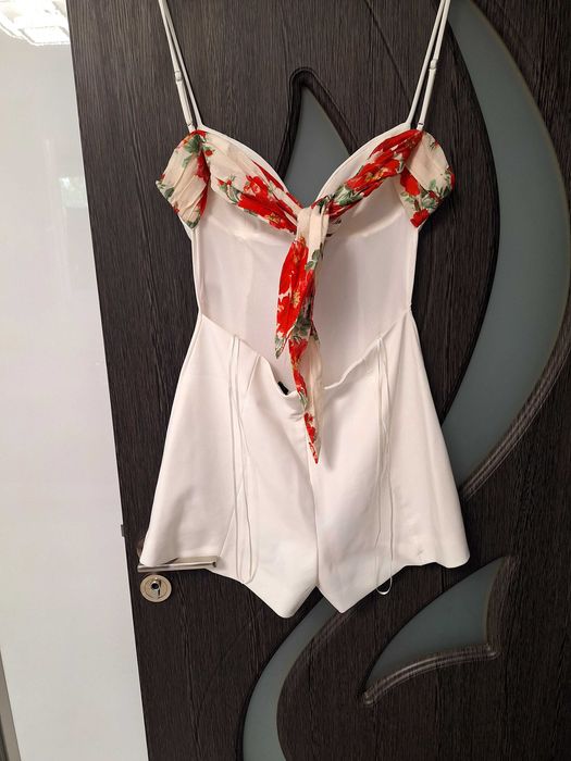 Salopeta eleganta firma Zara. Marimea S.