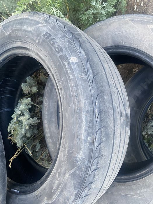 Продам шины б у состояние сезон пройдут смело
