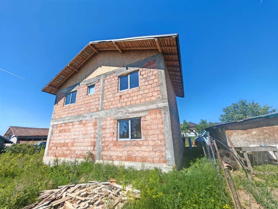 Ploiesti,Cocosesti,Casă la roșu, P+E, 190 mp, teren 500 mp,zona selecta.