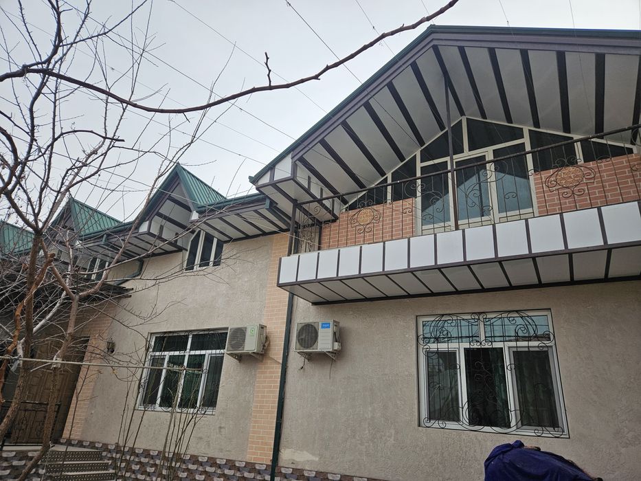 Ховли уй сотилади