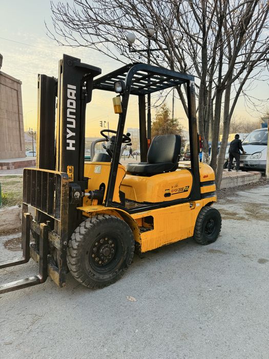 Погрузчик вилочный кара автокара