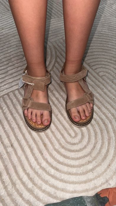 Сандалики летние