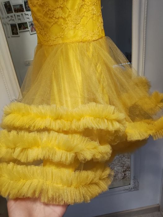 Rochie galbena nunta /botez