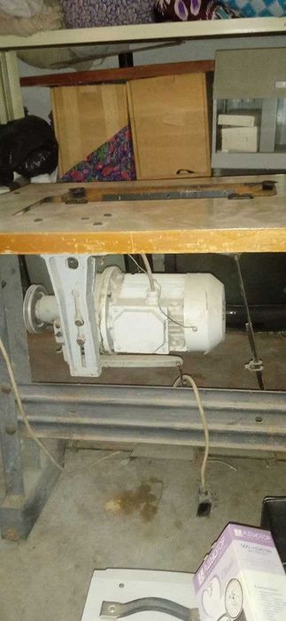 Швей, стол с мотор в Бухаре