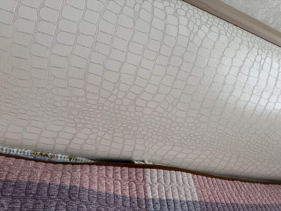 Продам 2-х спальнюю кровать