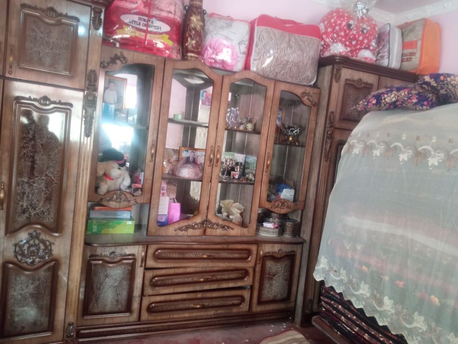 Mebel sotiladi komplekt