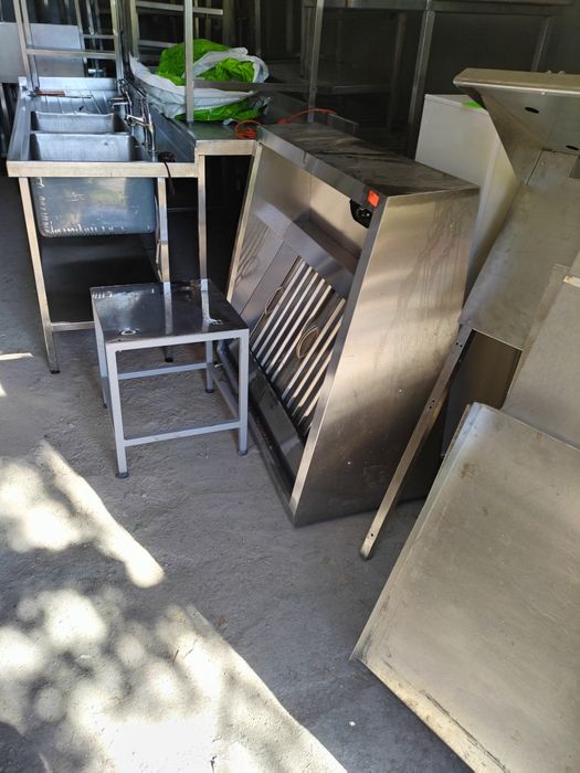 Работни маси/мивки неотрално обурудване професионално