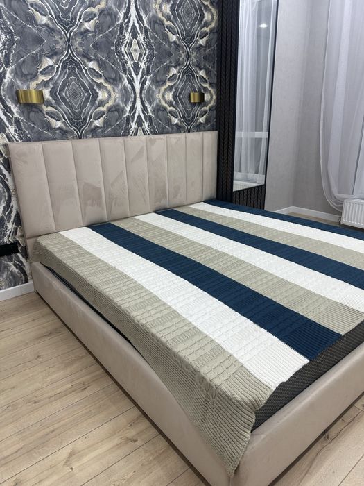 Кровать двухспальная