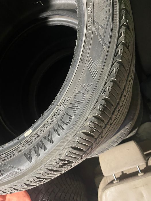 Yokohama 295/40 r21