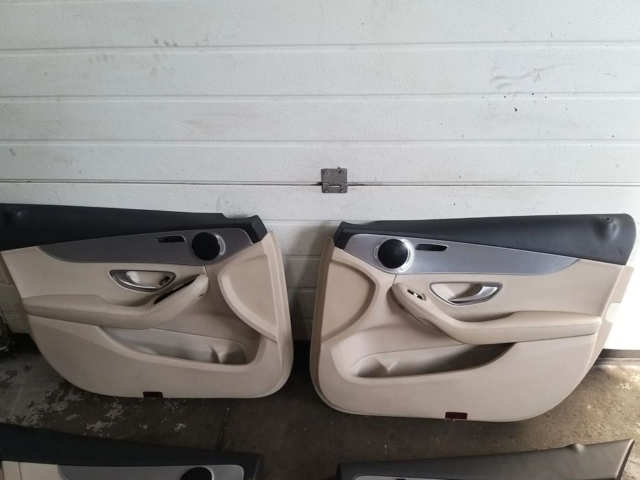 Set fete tapiterii usi mercedes c class w205