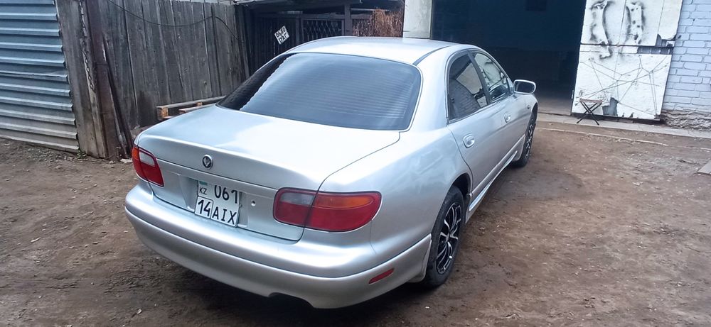 Продам  Мазду Einos