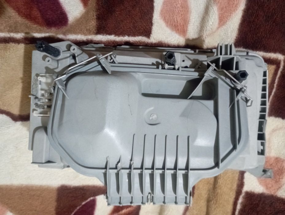 Фара на Мерседес 124 Е