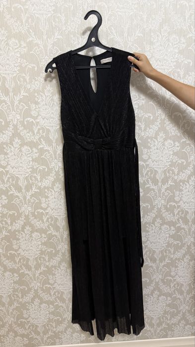 Вечернее чёрное платье XS