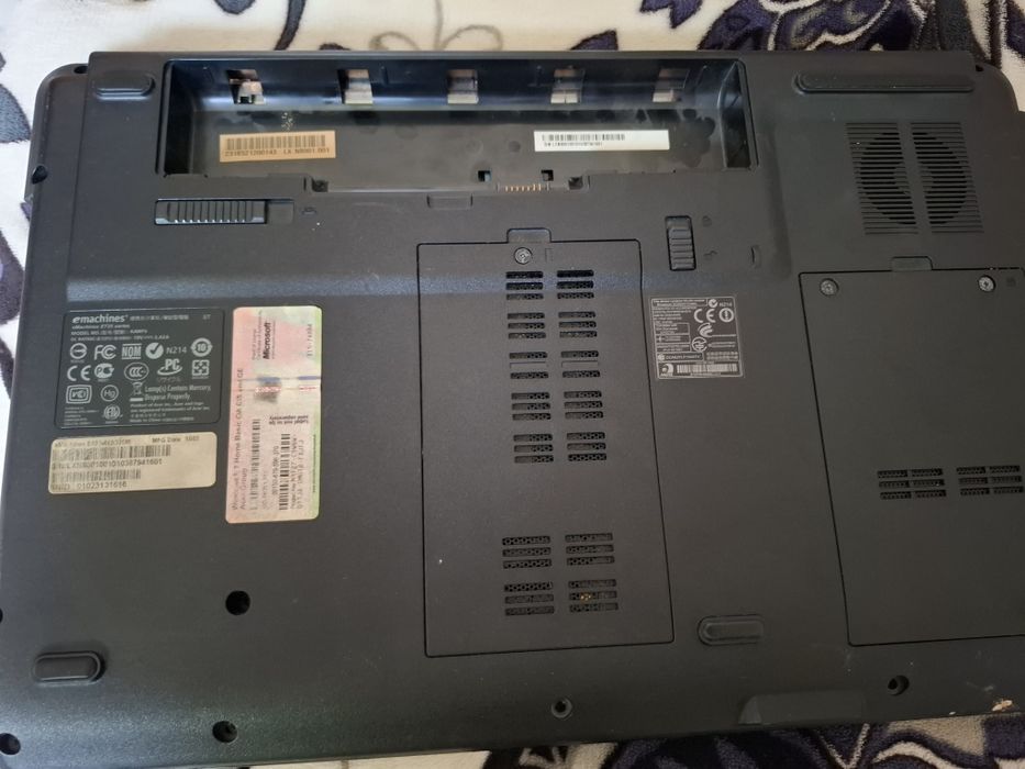 Нотбук на запчасти