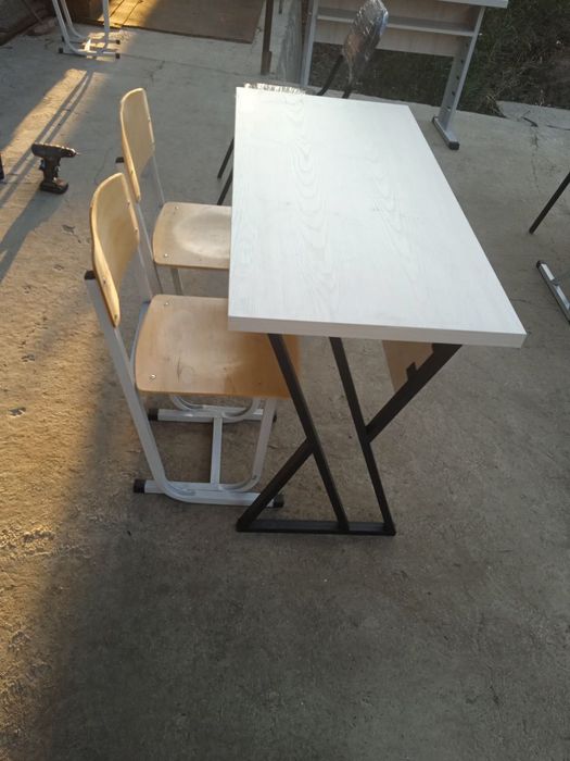 Maktab partalari tayyorlaymiz