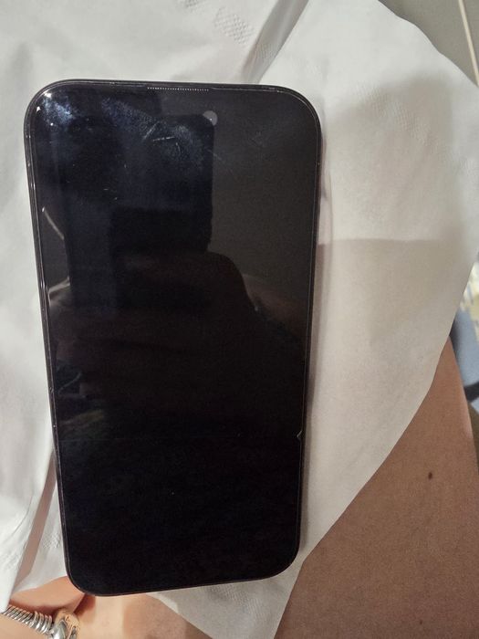Iphone 15 negru 2300 Lei