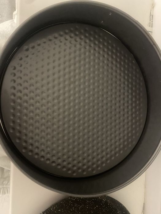 Продам вещи по 1500 тг