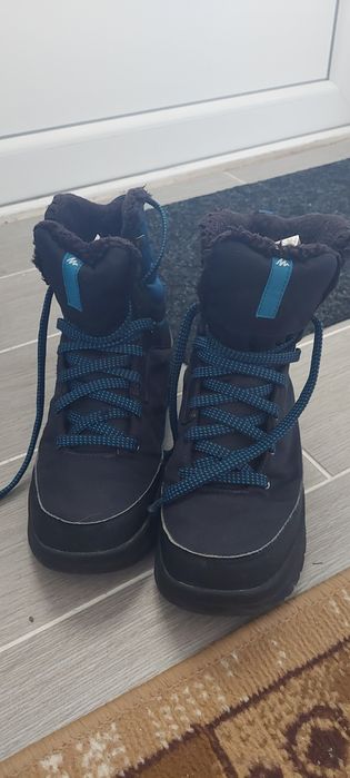 Зимни боти QUECHUA