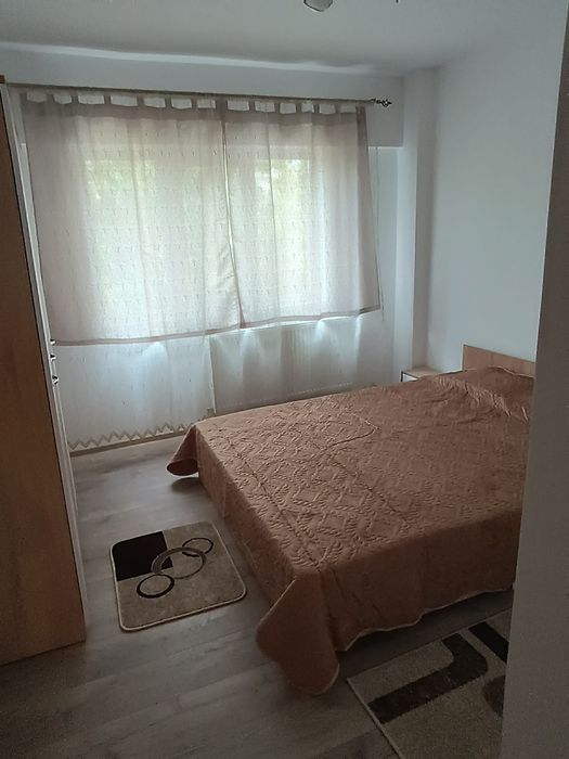 Închiriez apartament ultracentral