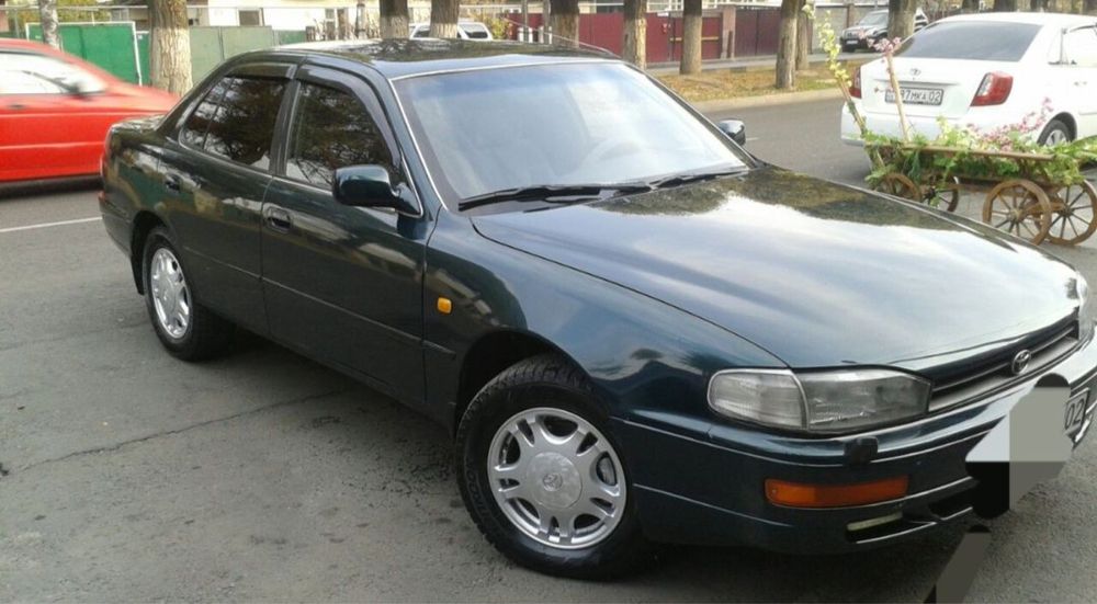 Carina e  Camry 10