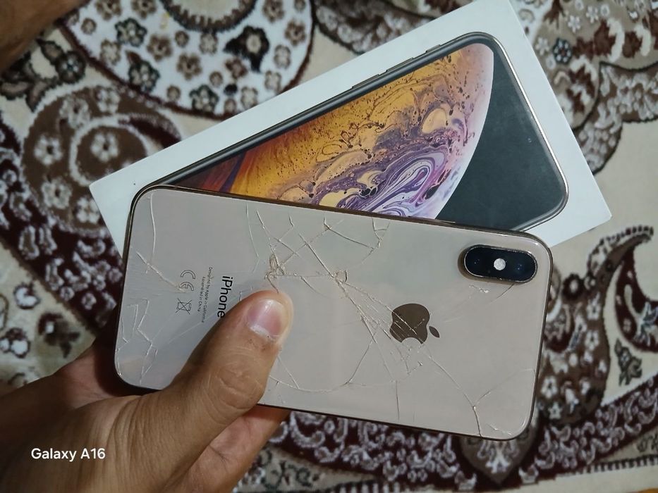 Iphone xs sotiladi srochno