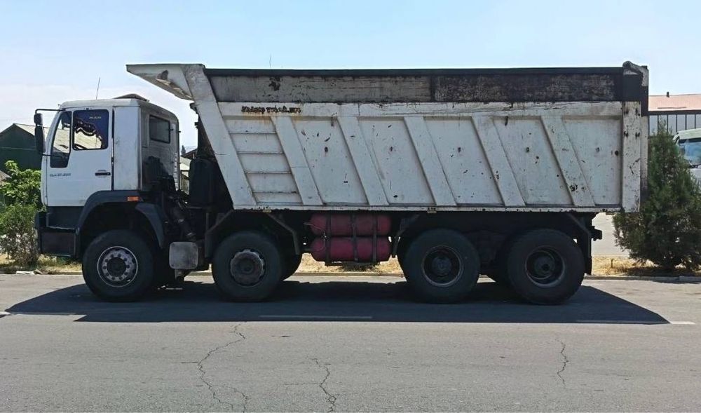 40 тонналик MAN CLA самосвал срочно сотилади