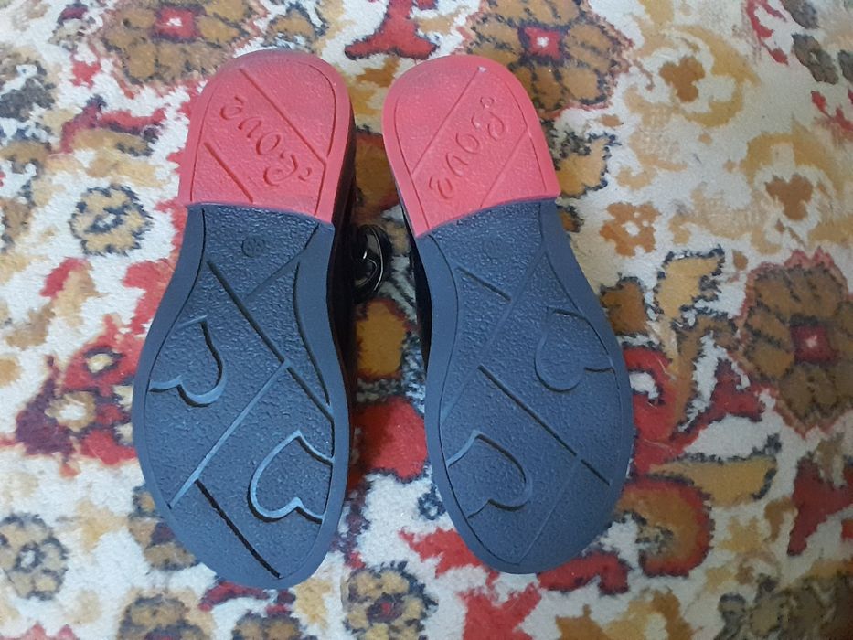 Продаются новые туфли, маломерки 33 раз.