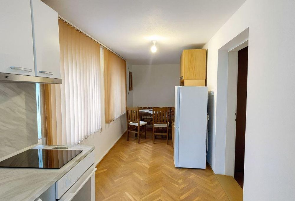Дава се под наем Къща в Варна, Бриз - 67 кв.м за 475 € - Снимка #2