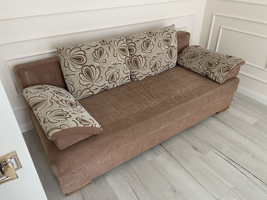 Продам диван в отличном состоянии