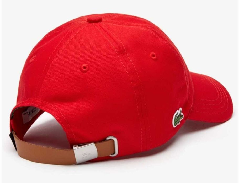 Lacoste- нова шапка