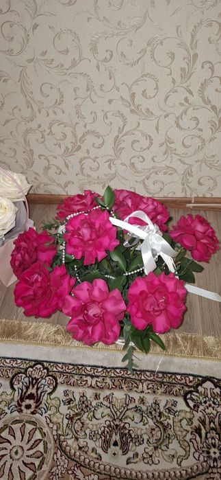 Продаются живые цветы