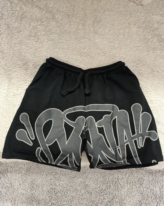 pantaloni scurti syna world