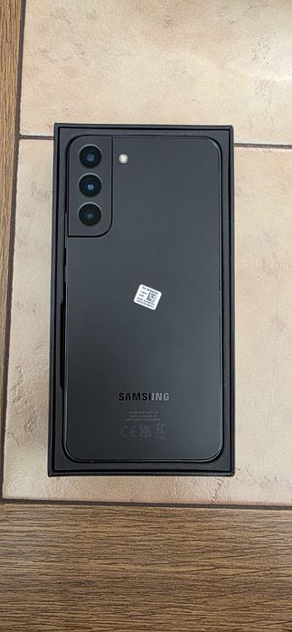 Samsung Galaxy S22+ plus