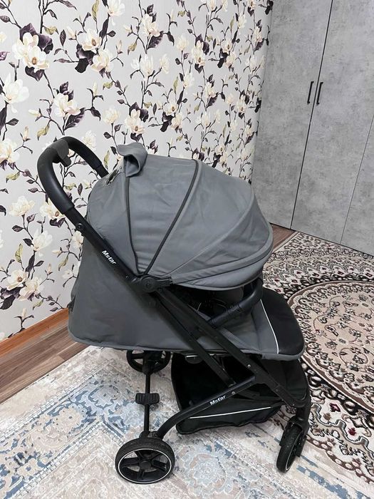Продам детскую коляску