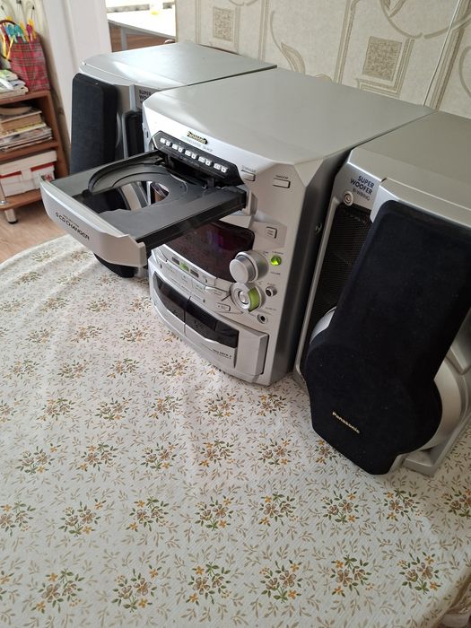 музыкальный центр с колонками Panasonic