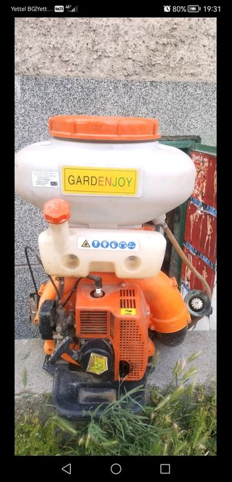 Продавам бензинова пръскачка
