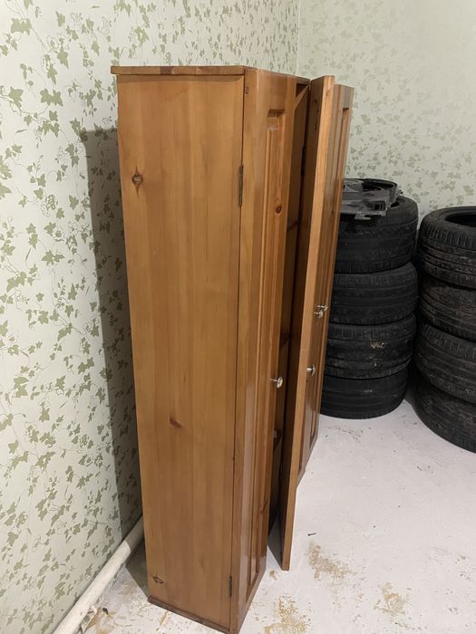 Продам деревянные шкафы