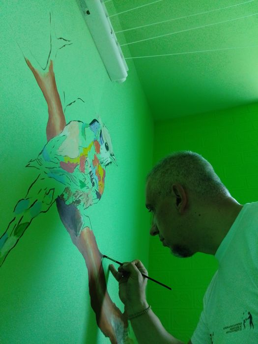 Рисунки на стени